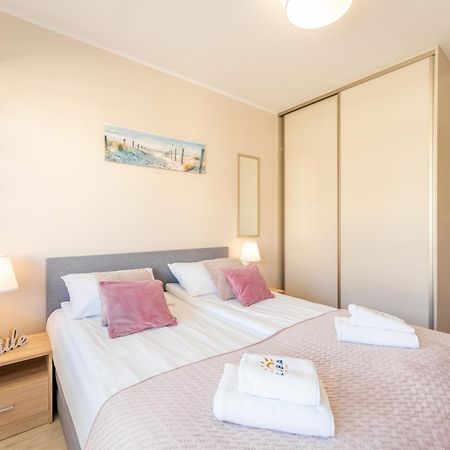 Appartement Laba Kolobrzeg Blizej Morza Extérieur photo