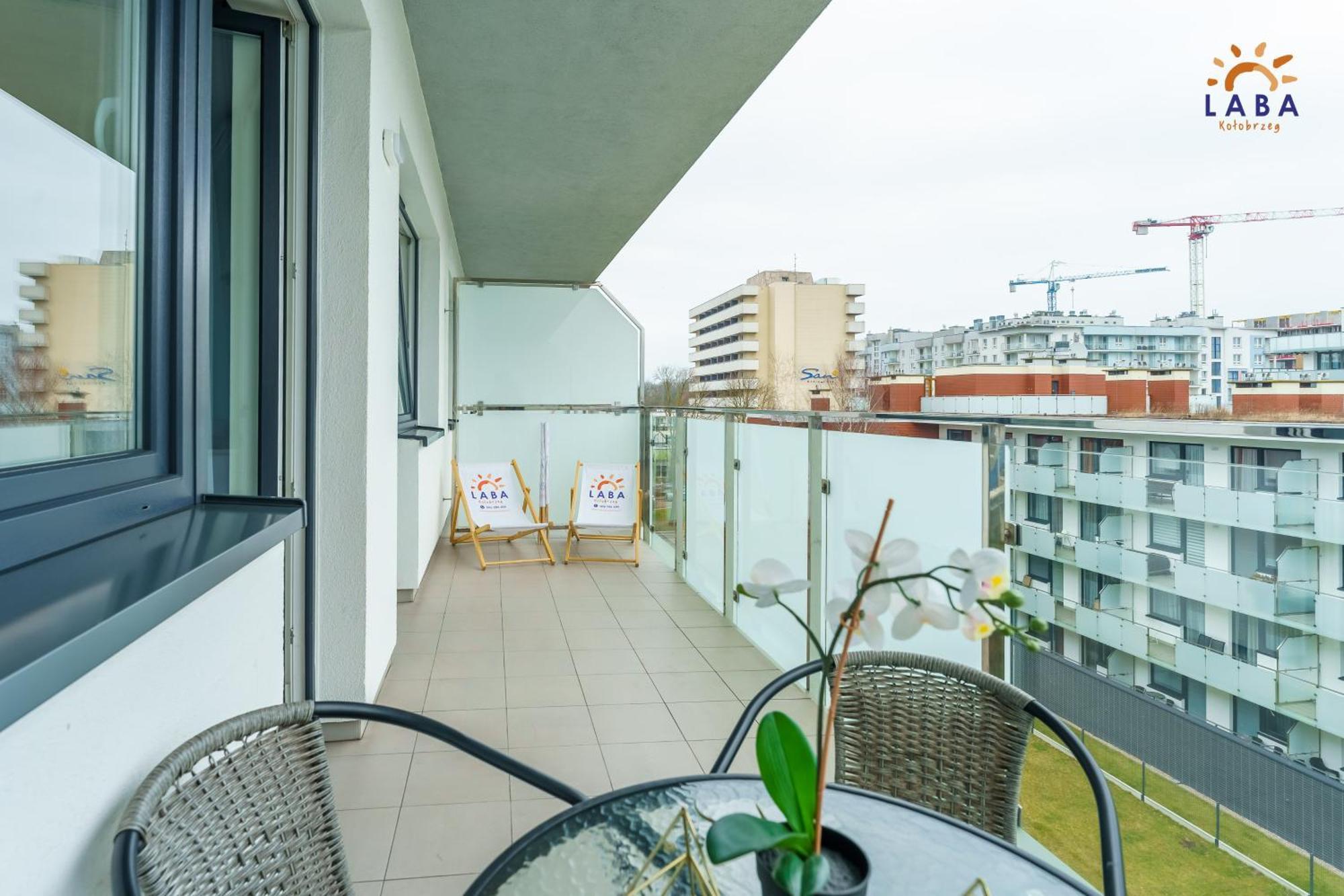 Appartement Laba Kolobrzeg Blizej Morza Extérieur photo